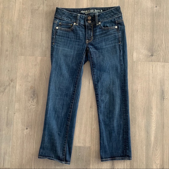 American Eagle Outfitters Blue Jeans Artist. P - Picture 2 of 6